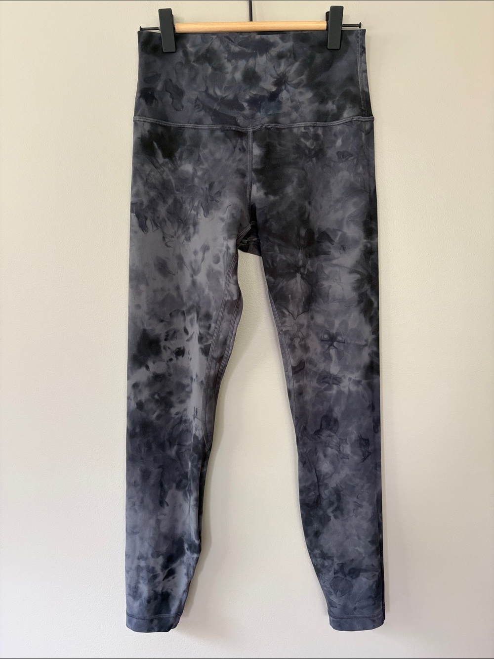 Lululemon Align High Rise Pant 25” Diamond Dye Pitch Grey Graphite Size 6 Yoga